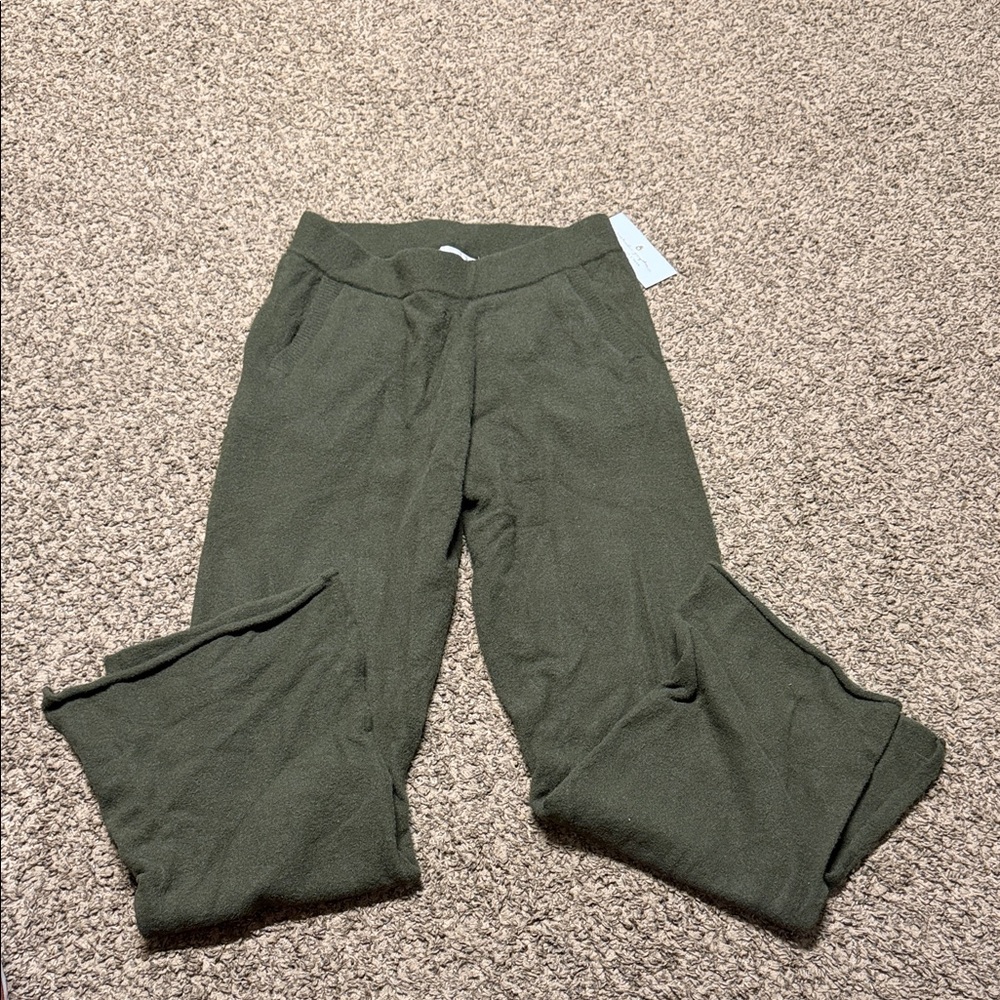 Spiritual Gangster women’s lounge pants